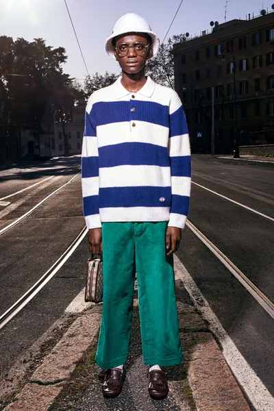 Look 17